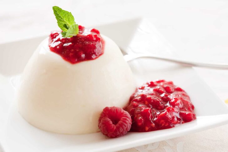 lemon buttermilk pannacotta