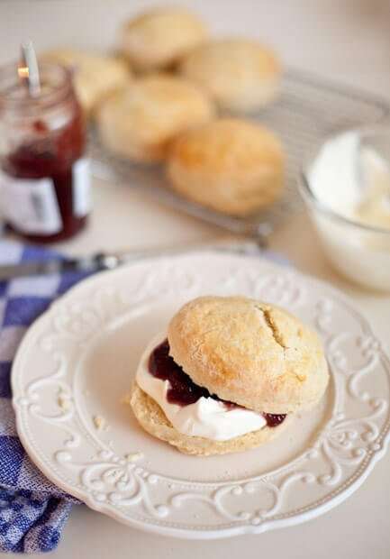 Scones | insimoneskitchen.com