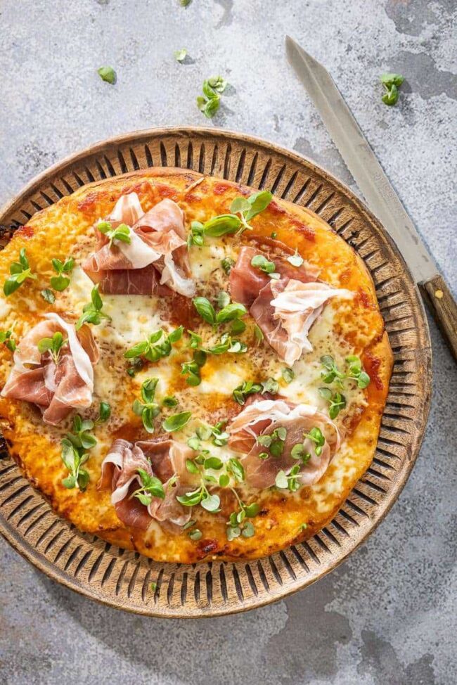 making pizza dough from scratch