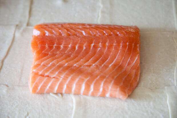 making salmon en croute