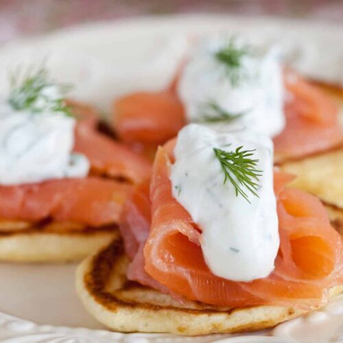 Blinis with smoed salmon