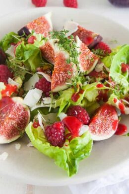 Fresh fig salad