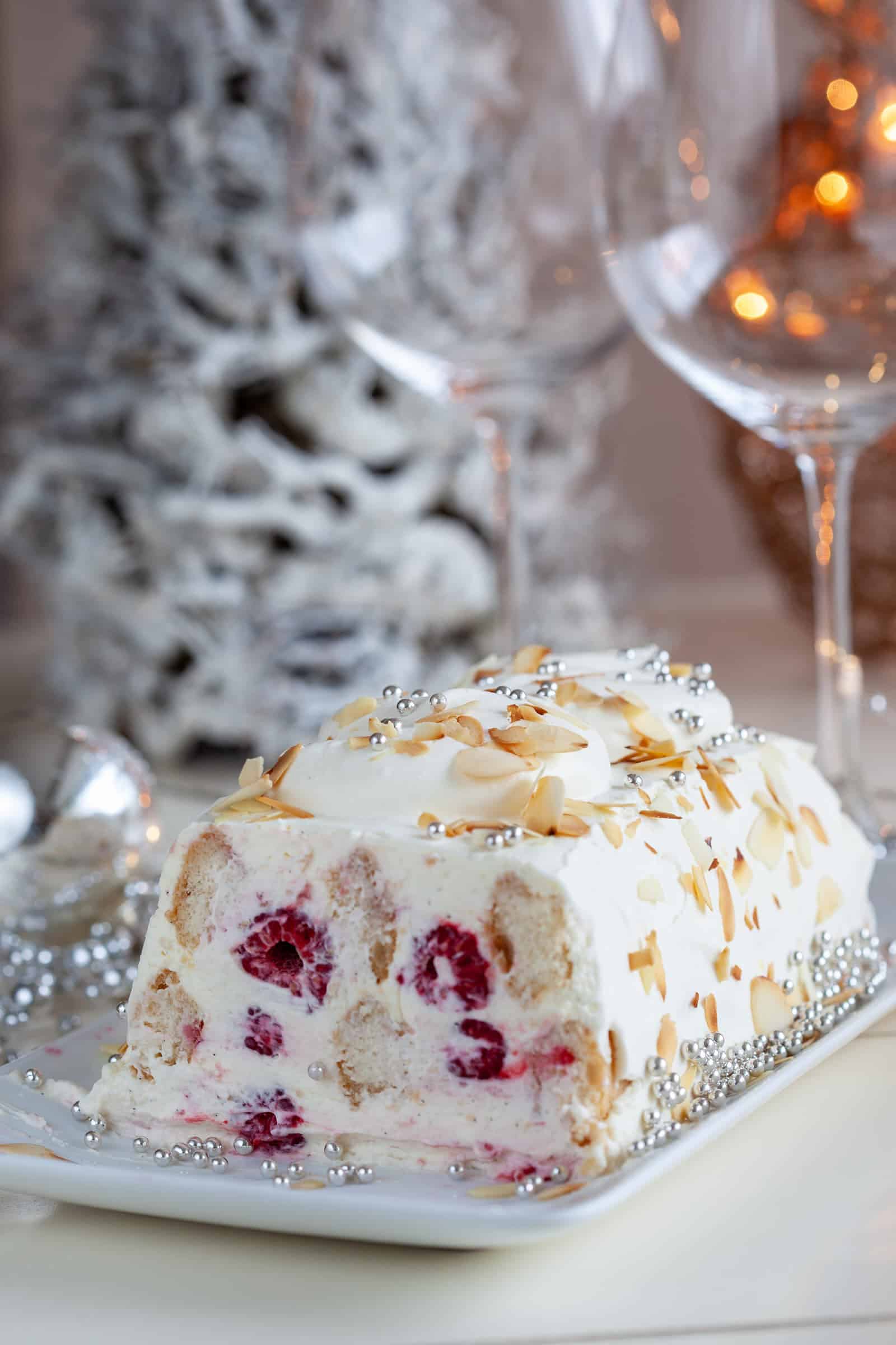 Raspberry trifle with mascarpone