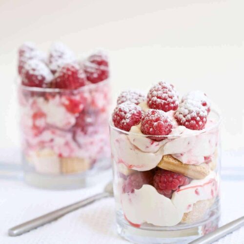 Raspberries and mascarpone cream