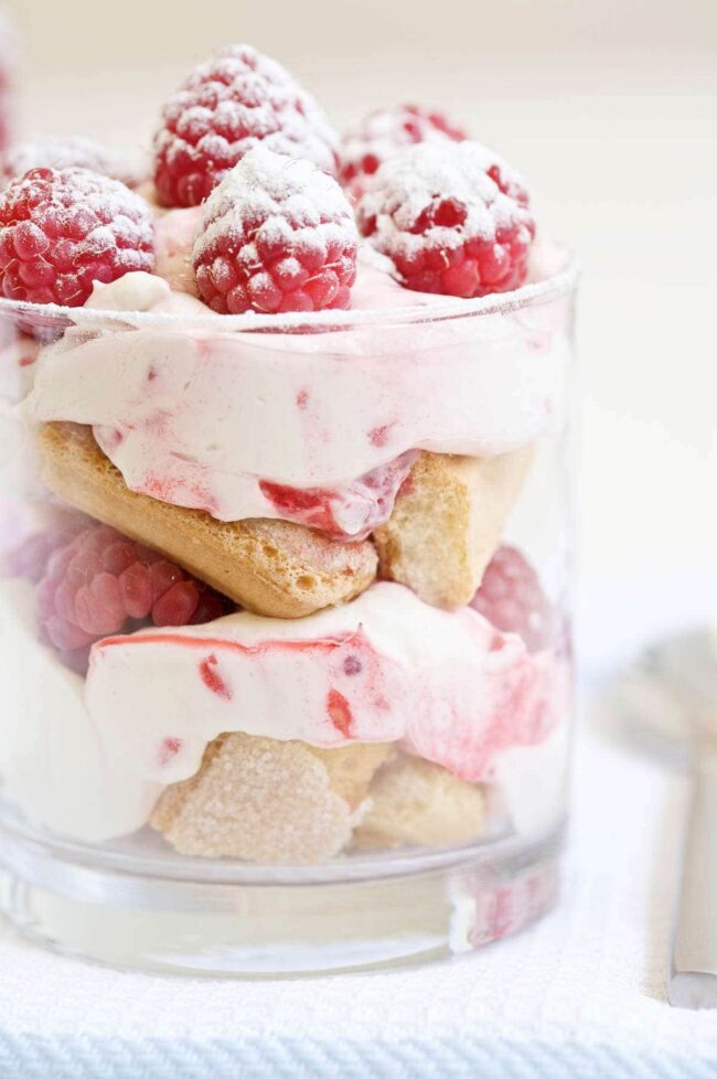 raspberries with mascarpone cream