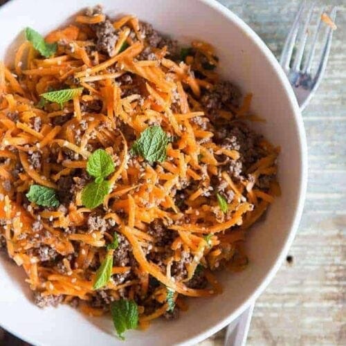 Carrot salad with minced meat