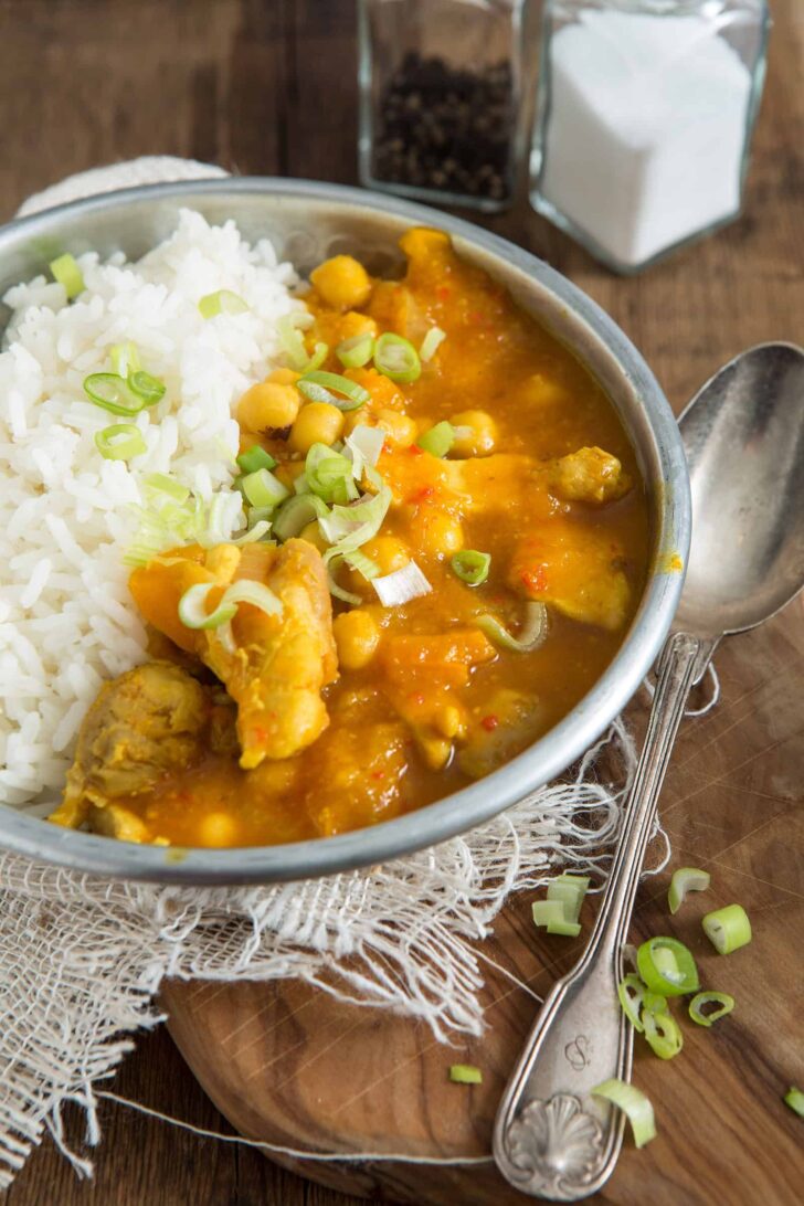 Pukka yellow chicken curry