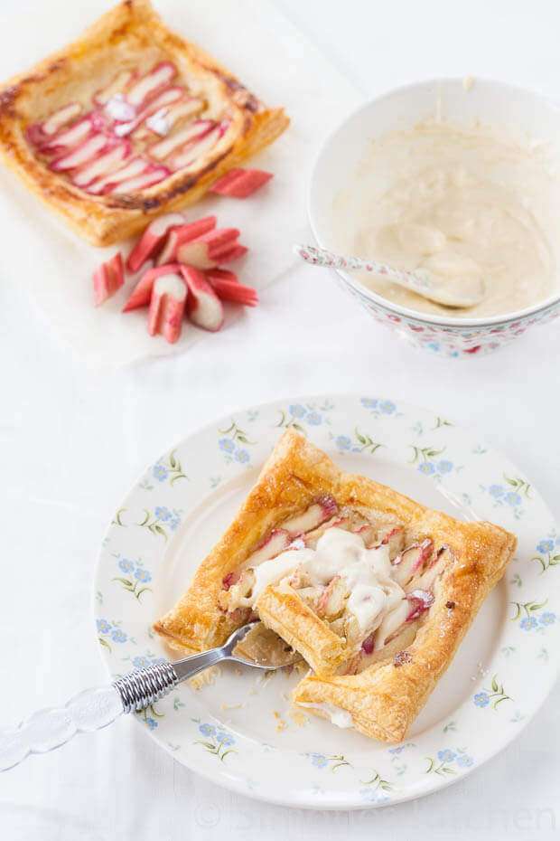 Cutting into the tarts