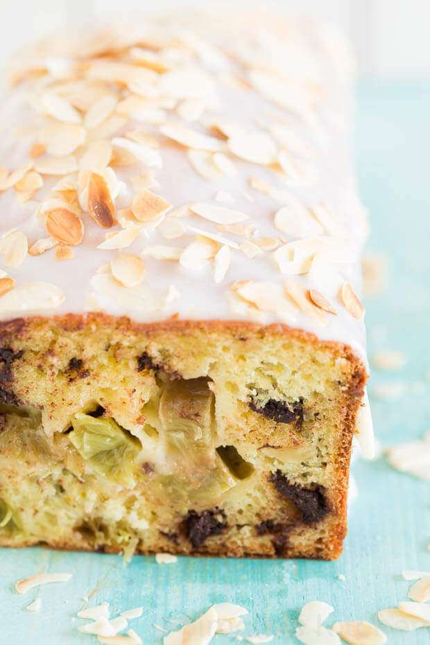 Yogurt rhubarb cake | insimoneskitchen.com