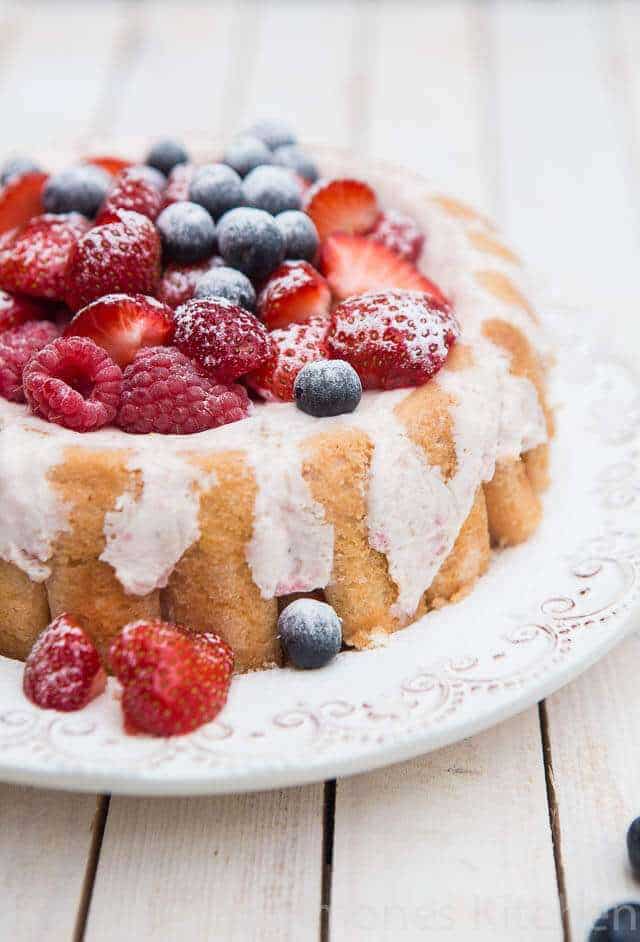Beautiful strawberry charlotte with a limoncello twist | insimoneskitchen.com