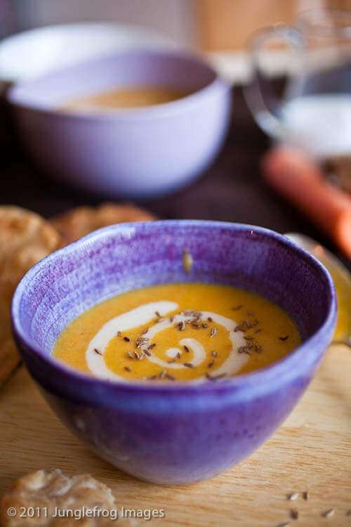 Spicy indian soup | insimoneskitchen.com