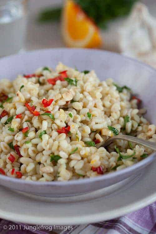 Tarly salad with hazelnut dressing | insimoneskitchen.com