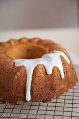 Pineapple and toasted coconut bundt cake | insimoneskitchen.com