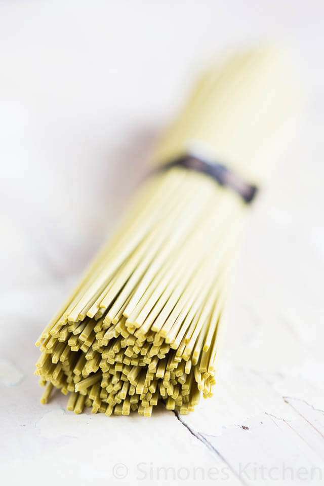 Green tea noodles