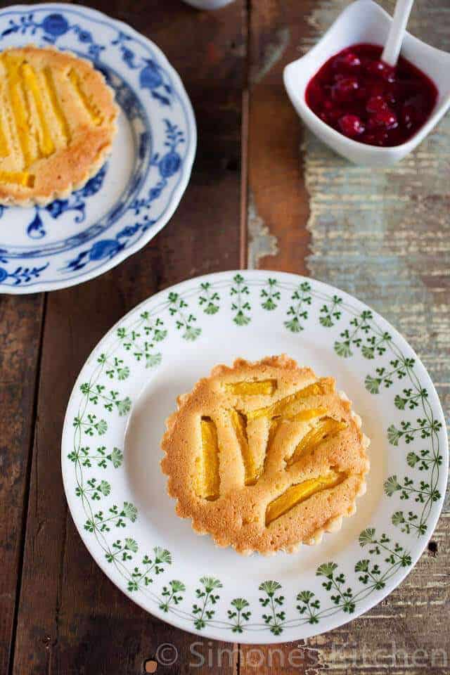 Mango frangipane tarts | insimoneskitchen.com