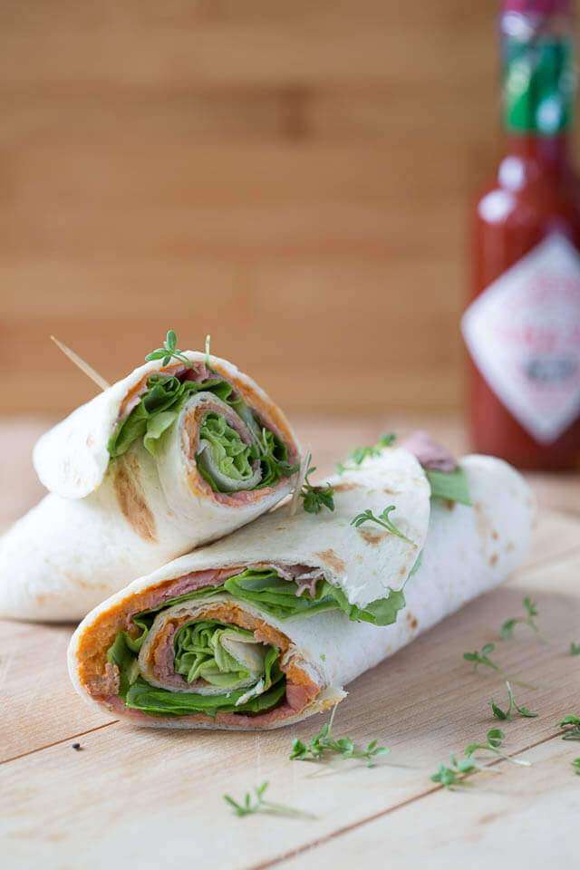 Roast beef with hummus wraps | insimoneskitchen.com