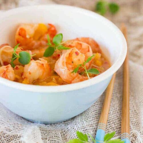 Sweet and sour prawns in 15 minutes | insimoneskitchen.com