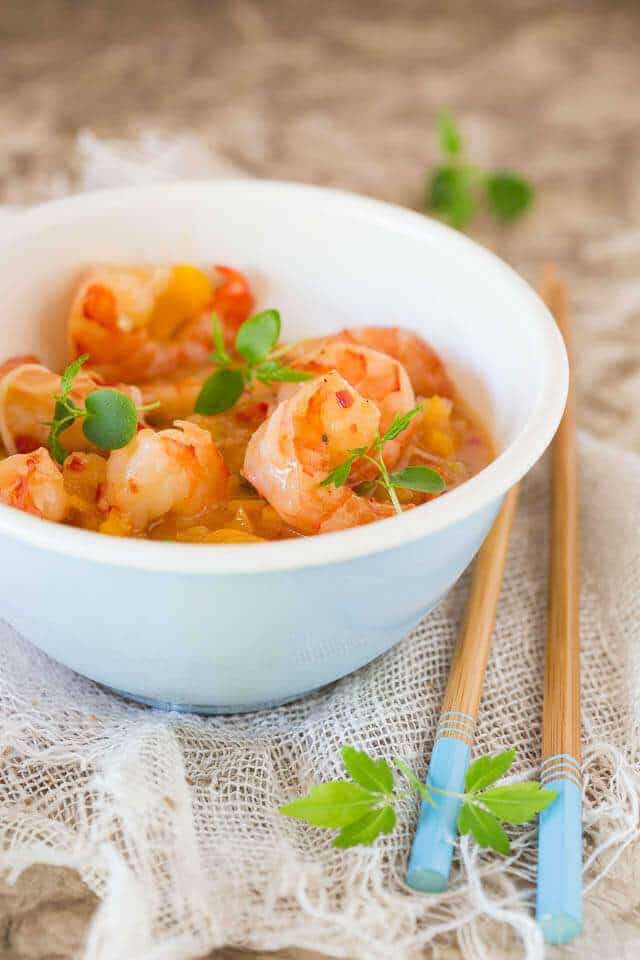 Sweet and sour prawns in 15 minutes | insimoneskitchen.com