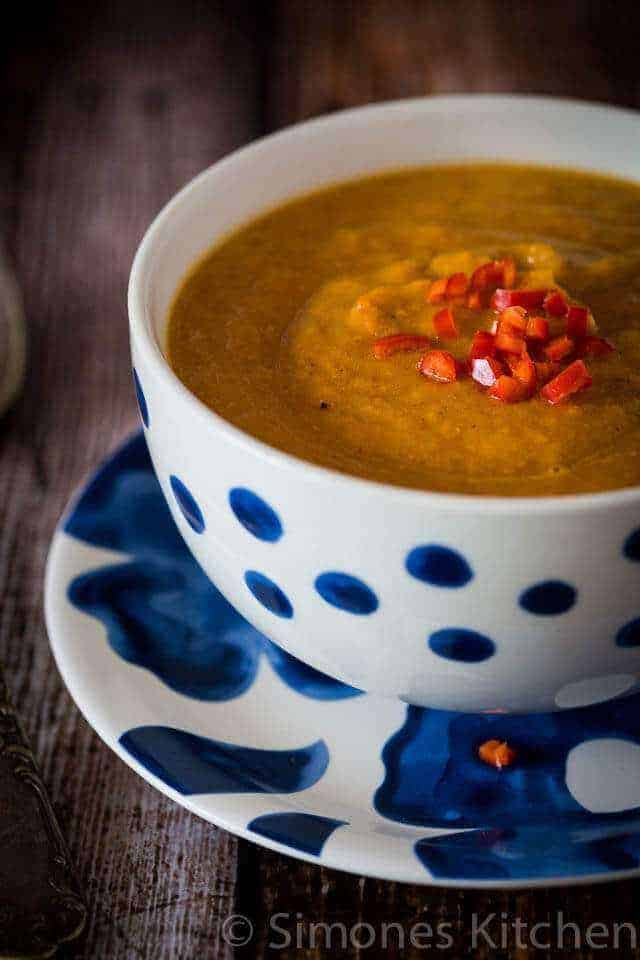 Spicy pumpkin soup with yogurt | insimoneskitchen.com