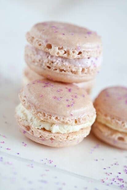 Lavender macarons | insimoneskitchen.com