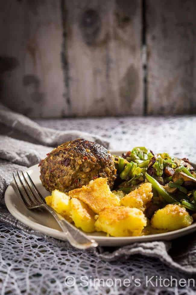 Dudefood meatloaf with chipotle | insimoneskitchen.com