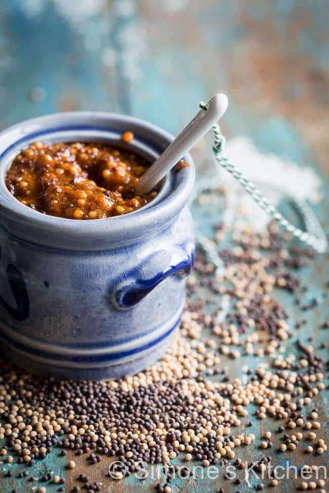 Homemade mustard | insimoneskitchen.com