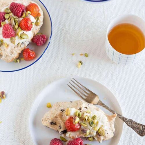 Chocolate meringue | insimoneskitchen.com