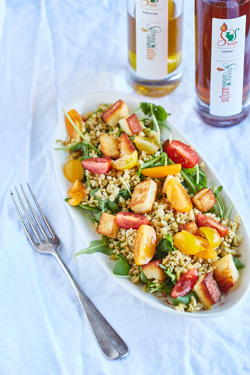 Freekeh salad with halloumi