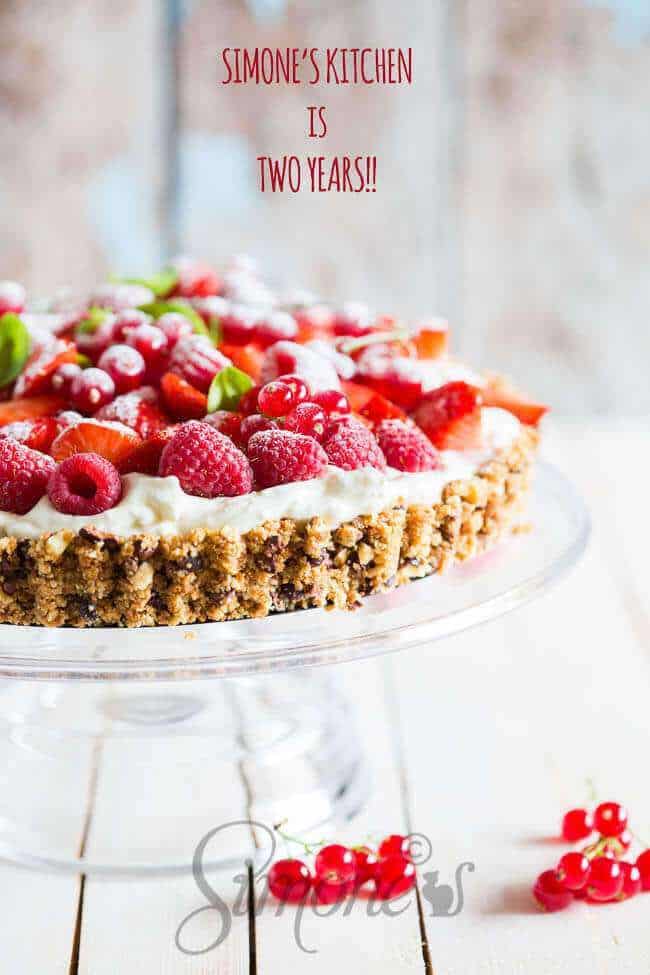 Strawberry cake for my blog birthday! | insimoneskitchen.com