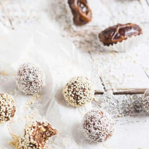 Coconut date balls