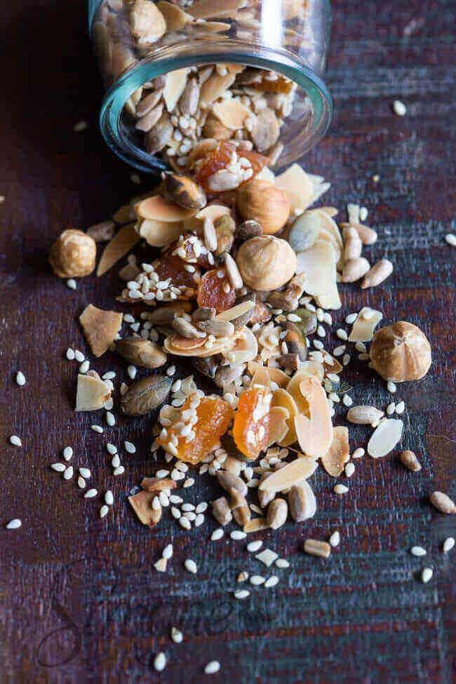 Multifunctional breakfast topping | insimoneskitchen.com