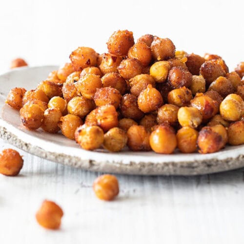 Spicy roasted chickpeas