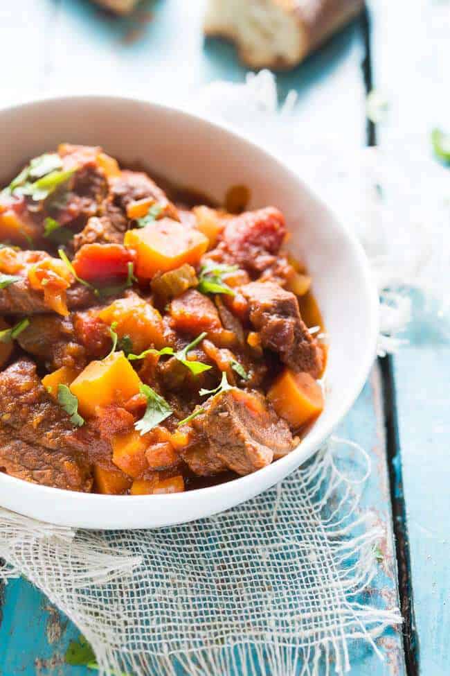 Slowcooker marokkaanse rundstoofschotel | insimoneskitchen.com