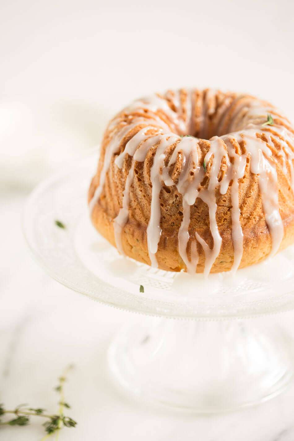 Lemon thyme cake
