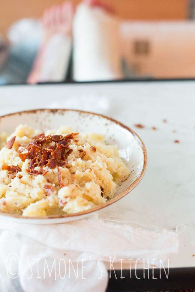 See me sitting in the bed?