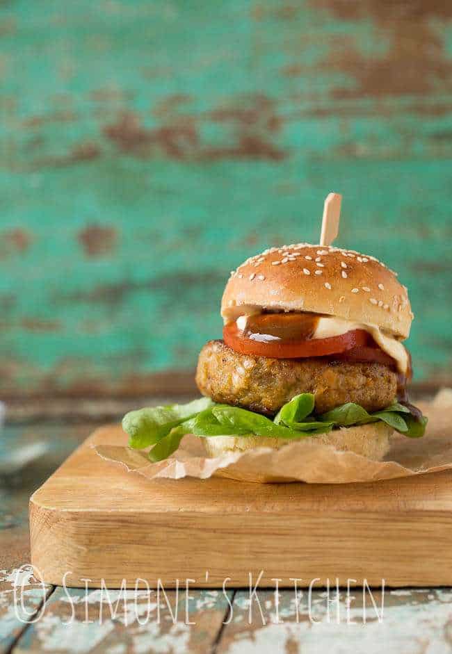 Butternut chicken burger | insimoneskitchen.com