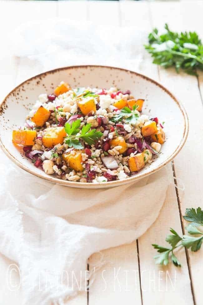 Spelt salad with pomegranate and pumpkin | insimoneskitchen.com