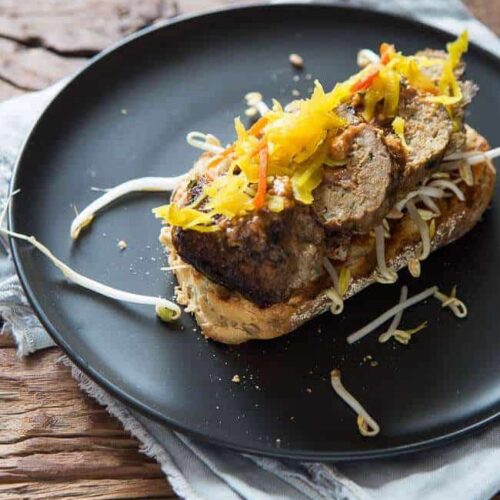 Sandwich with spicy meatloaf filled with peanut sauce | insimoneskitchen.com