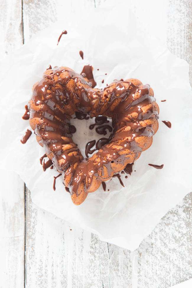 Valentine's bundt cake | insimoneskitchen.com
