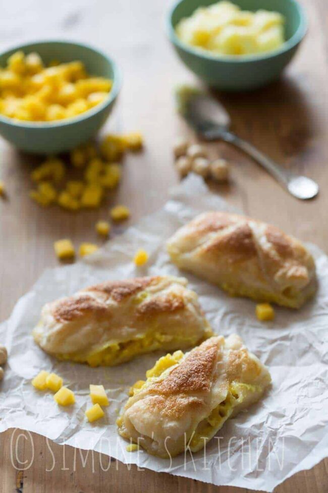 Mango cream rolls | insimoneskitchen.com