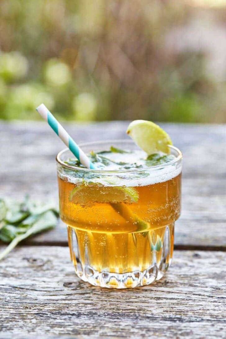 Ginger beer cocktail