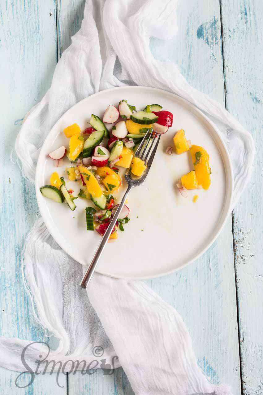 Spicy mango salad | insimoneskitchen.com