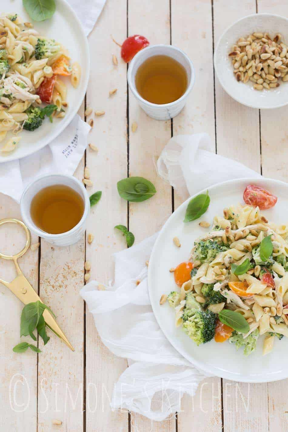 Pasta salad with broccoli | insimoneskitchen.com