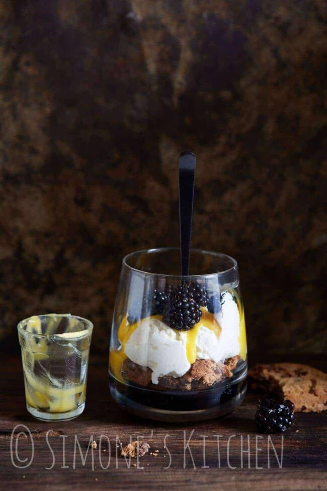 Dessert with chocolate chip cookies