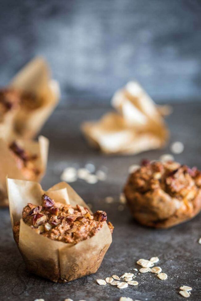 Vegan apple muffins | insimoneskitchen.com