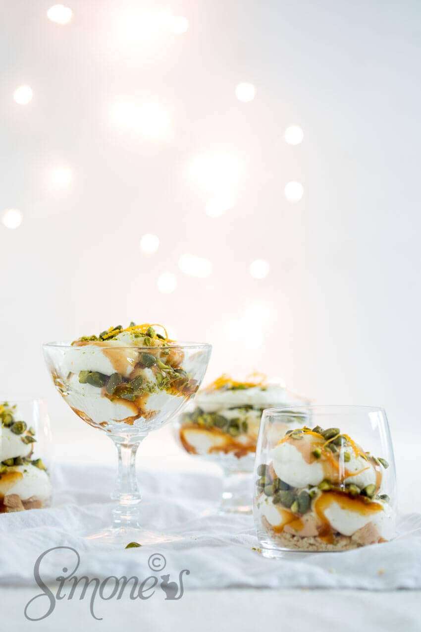 Quick christmas dessert with pistache and orange | insimoneskitchen.com