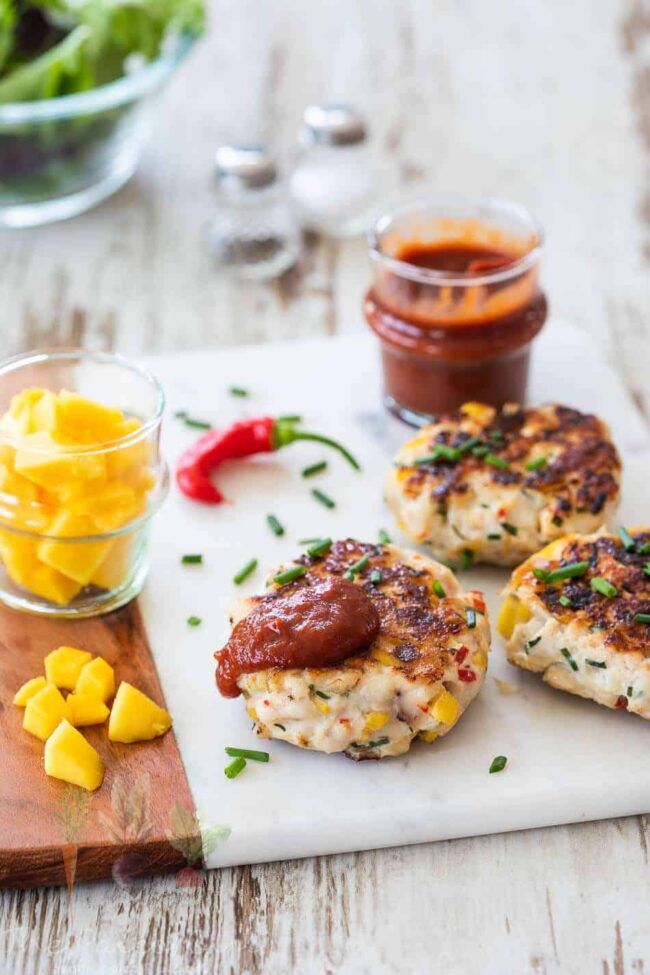 Mango chicken burgers