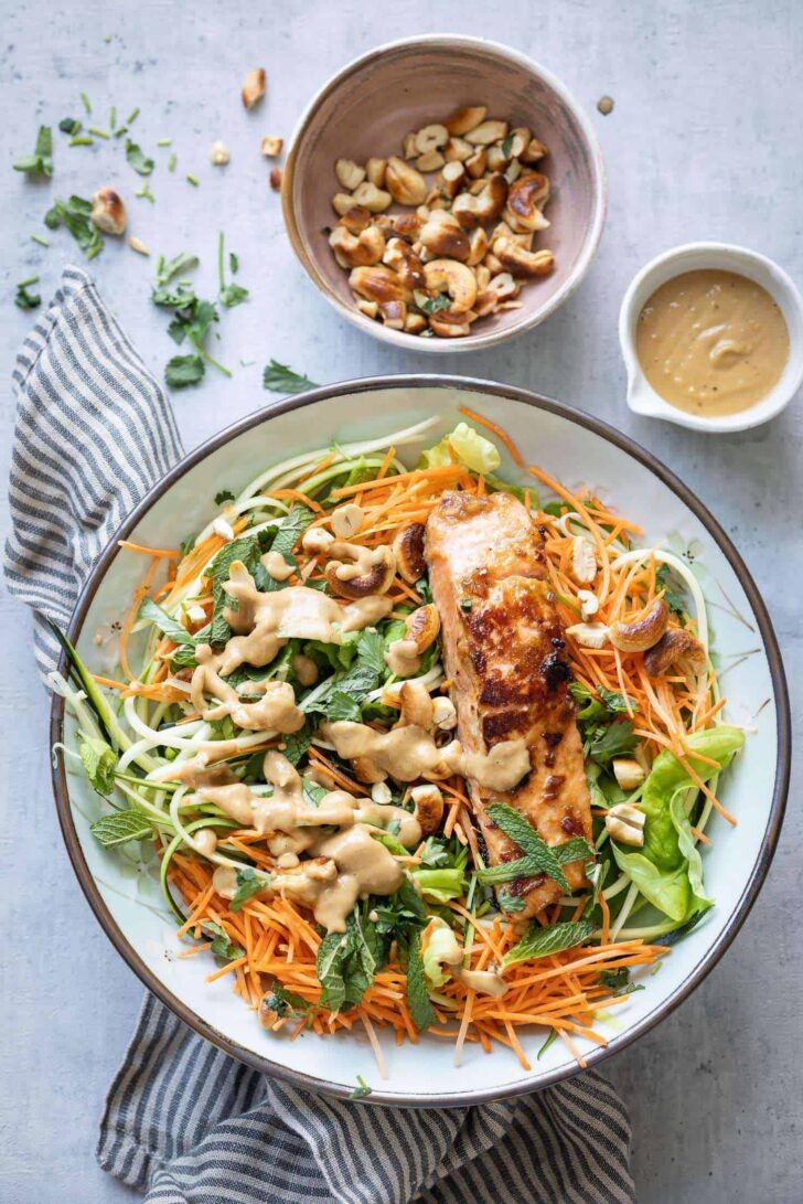 Asian salad with salm topshot