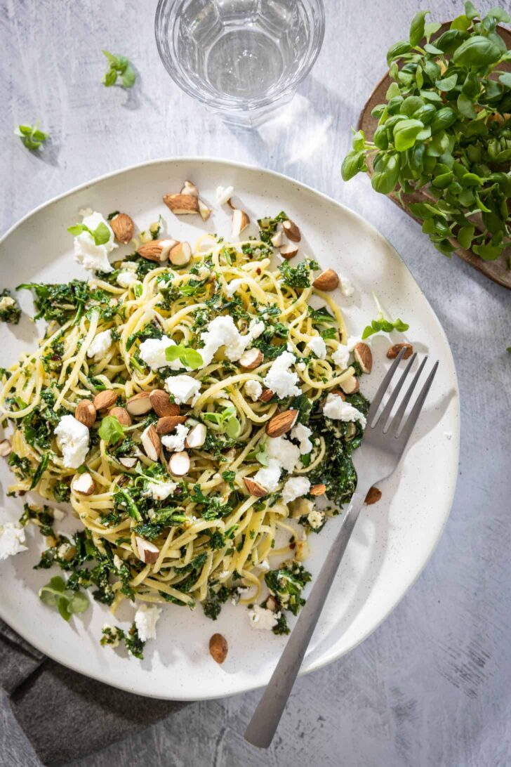 Kale spaghetti
