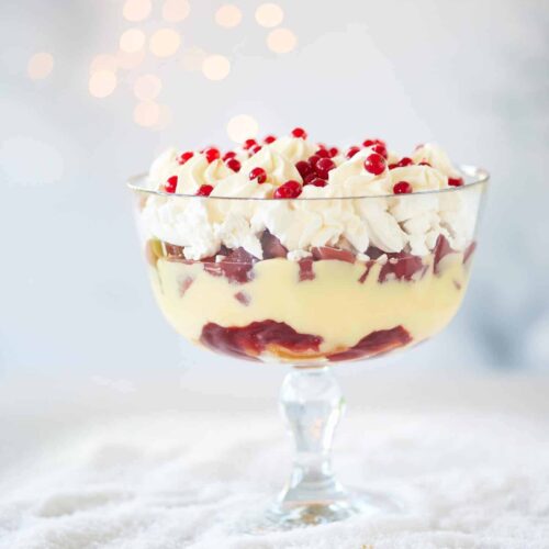 Christmas trifle with poached pears